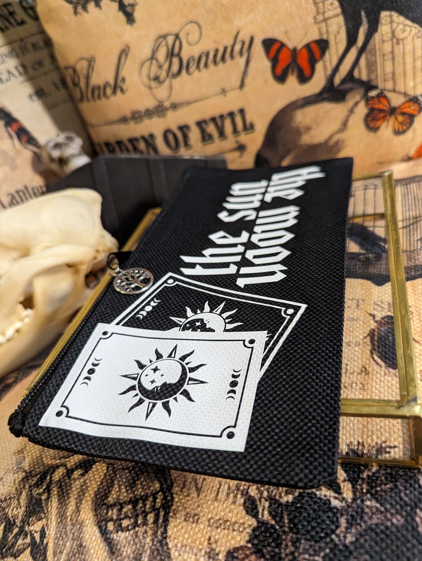 THE SUN & THE MOON - ZIPPER POUCH
