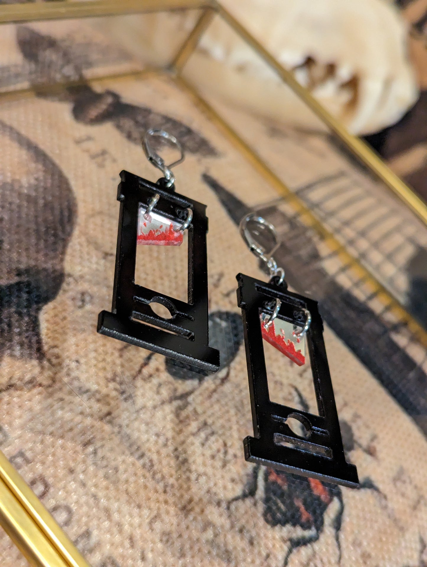 GUILLOTINE - EARRINGS