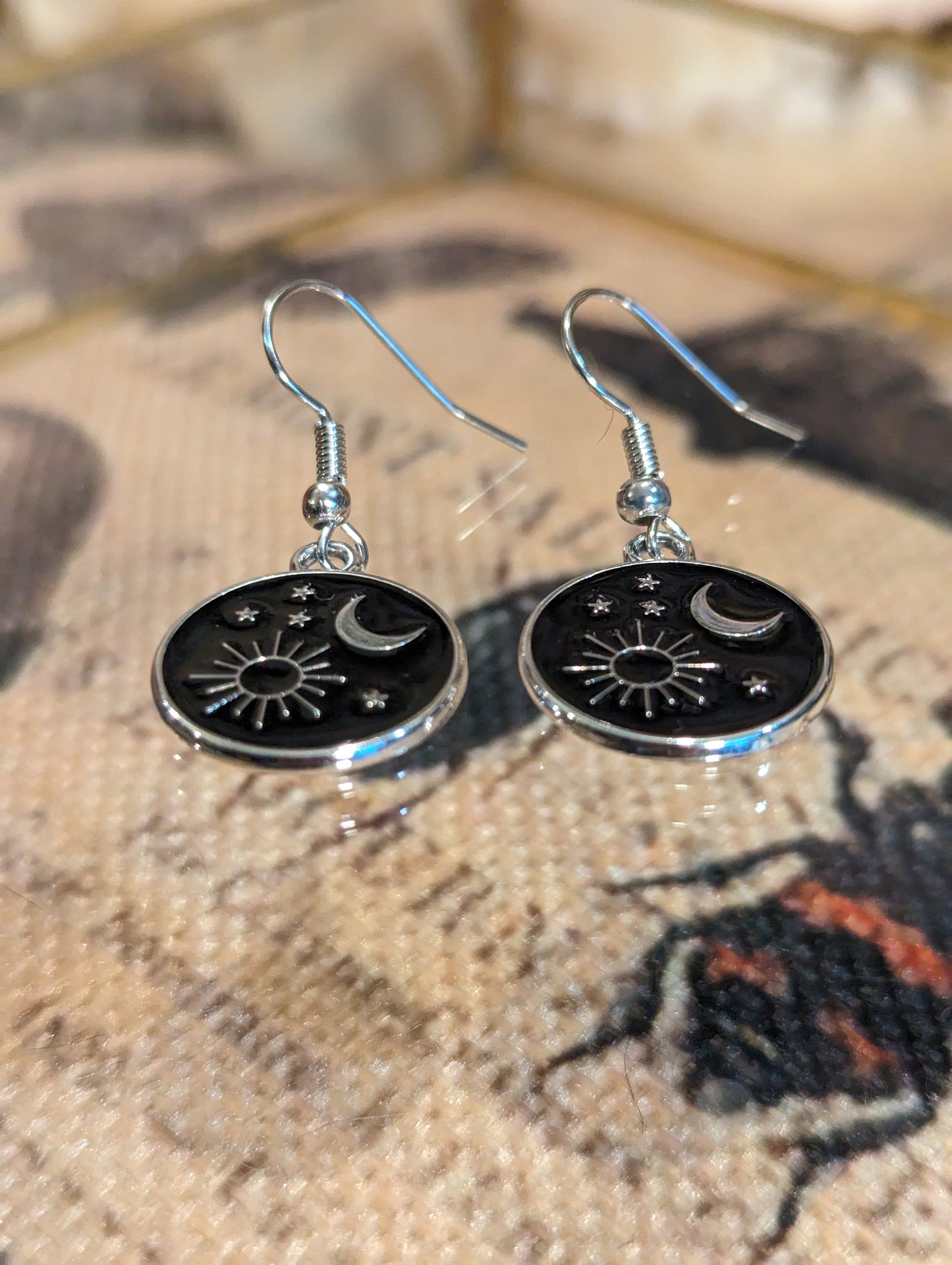 SUN AND MOON - EARRINGS