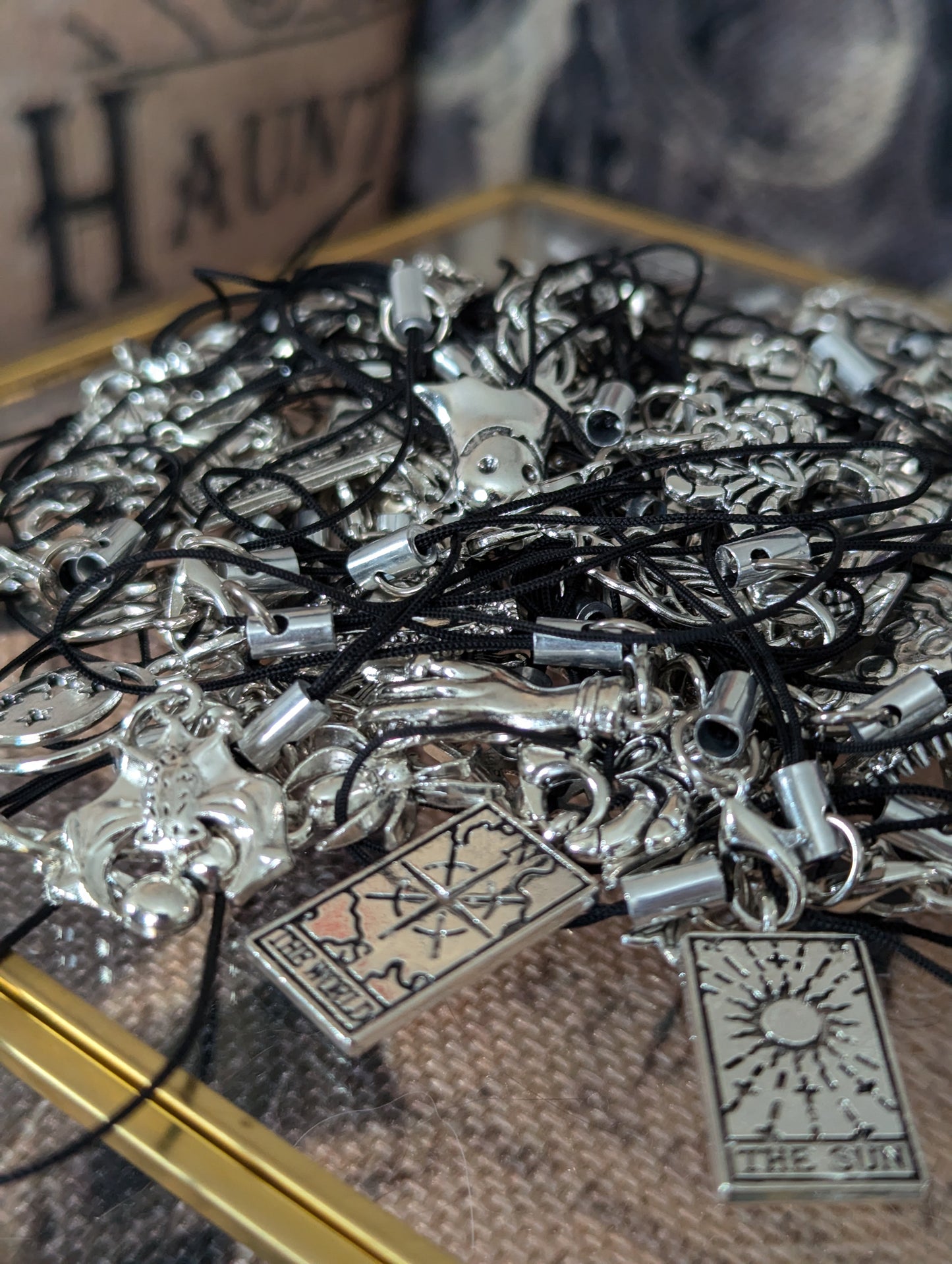 Assorted zipper pulls