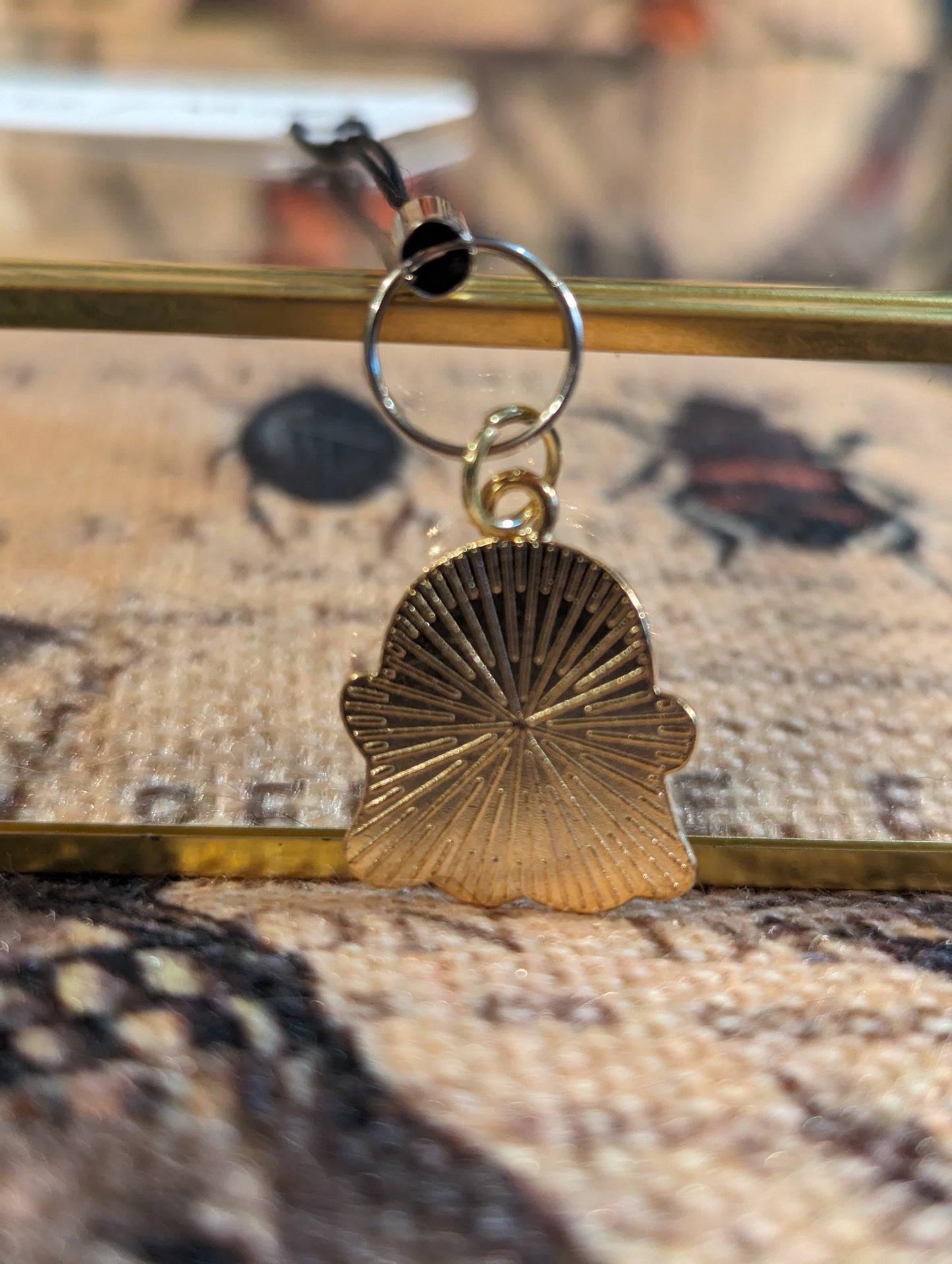 GHOST - ZIPPER PULL / CHARM