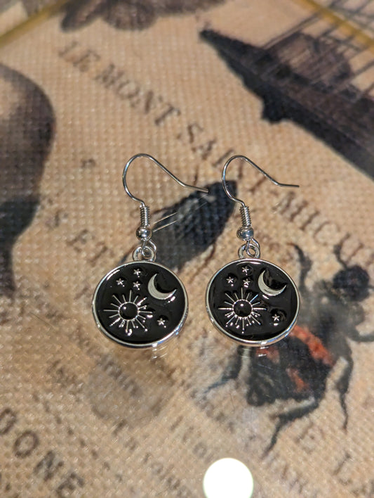 SUN AND MOON - EARRINGS