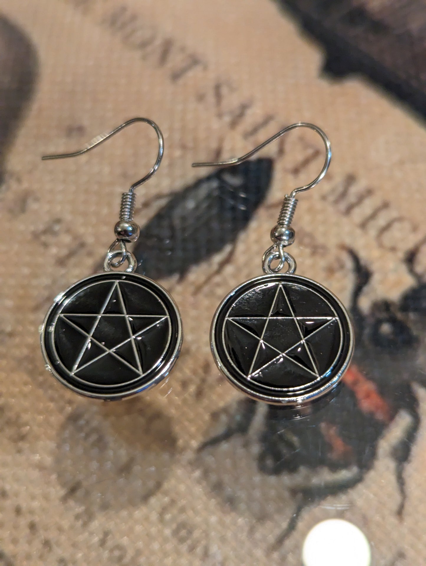 PENTAGRAM - EARRINGS