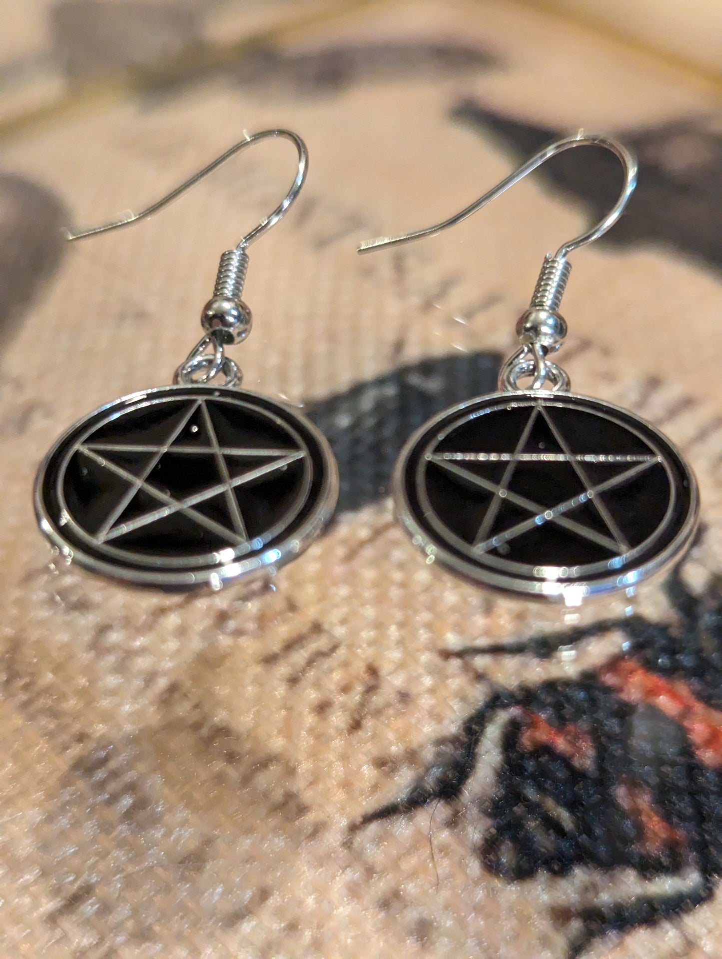 PENTAGRAM - EARRINGS